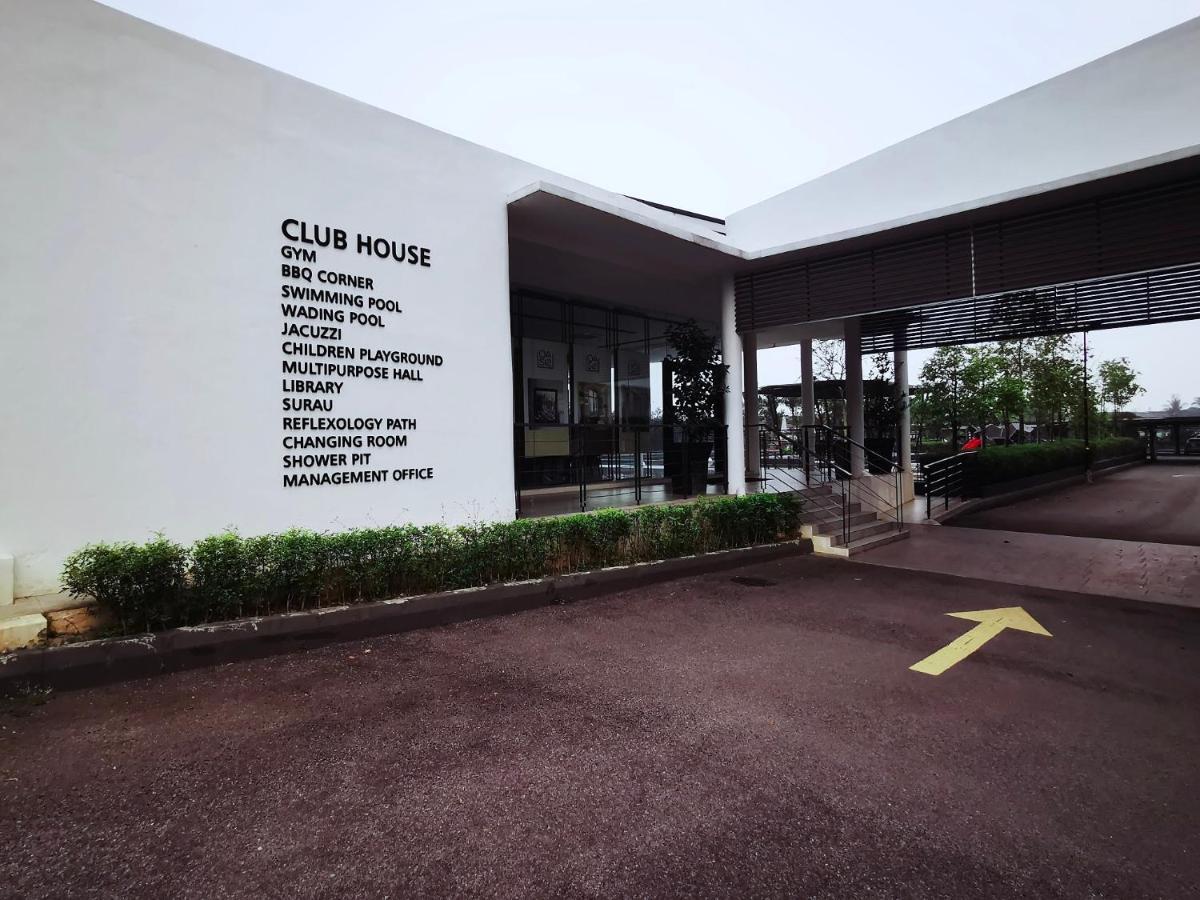 Apartamento de 88 m² en Ciudad de Ipoh, con 2 habitación Exterior foto